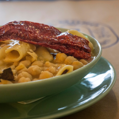 Lagane and chickpeas