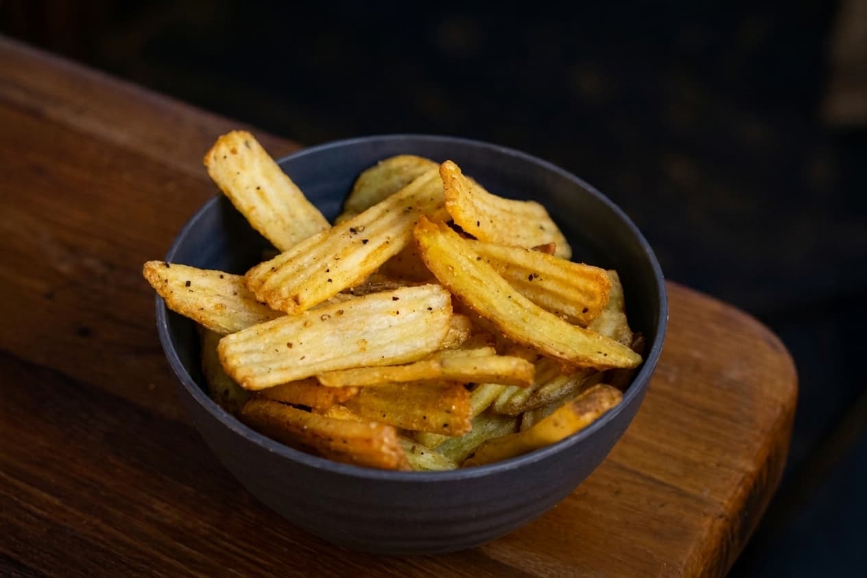 ONION BLACK PEPPER STRIPS